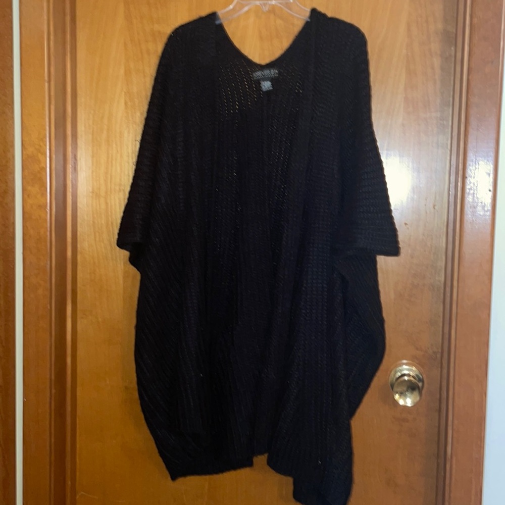 Forever 21 + Black Short Sleeve Cardigan